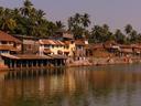 As do many places in India, Gokarna also has its own bathing ghat filled with sacred, purifying waters.